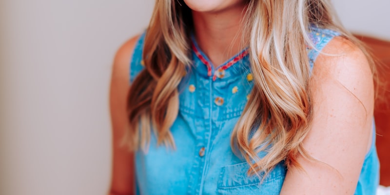 大力神杯在灯光下闪耀的历史照片